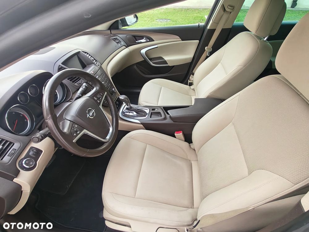 Opel Insignia 2.0 CDTI Cosmo - 24