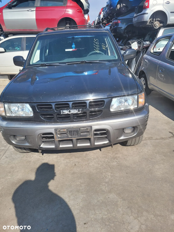 opel campo isuzu rodeo opel frontera kompletny przód
