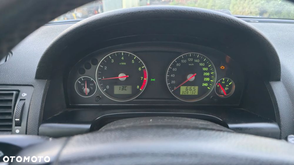 Ford Mondeo - 16