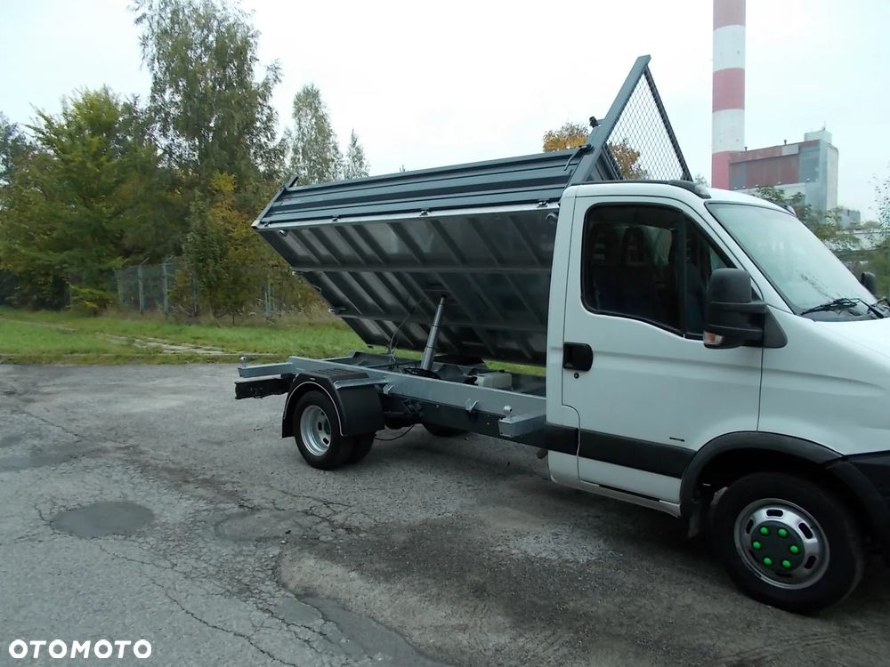Iveco Daily 35C12 - 5