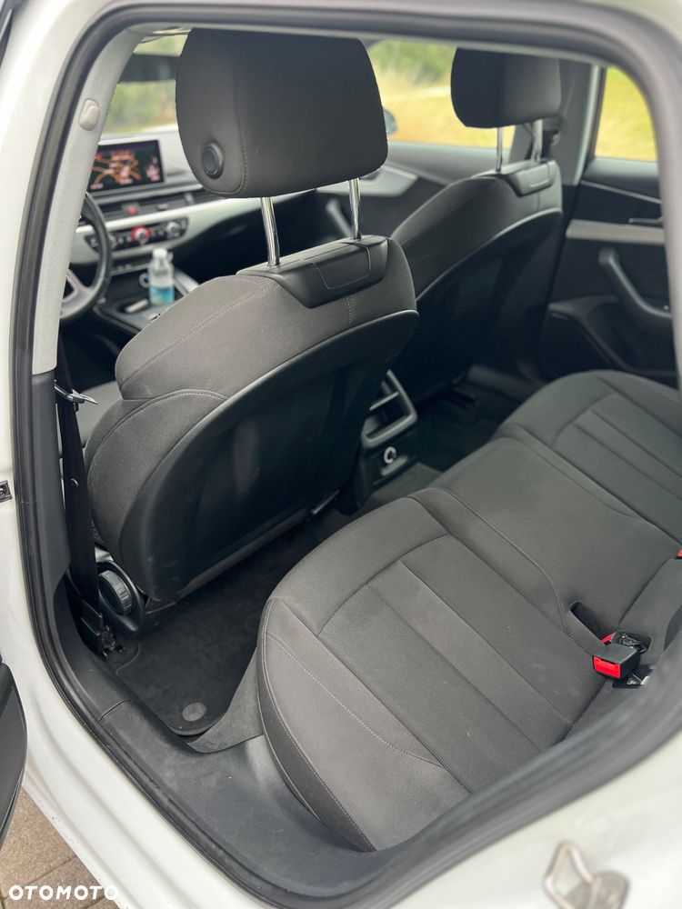 Audi A4 Avant 2.0 TFSI ultra S tronic - 8