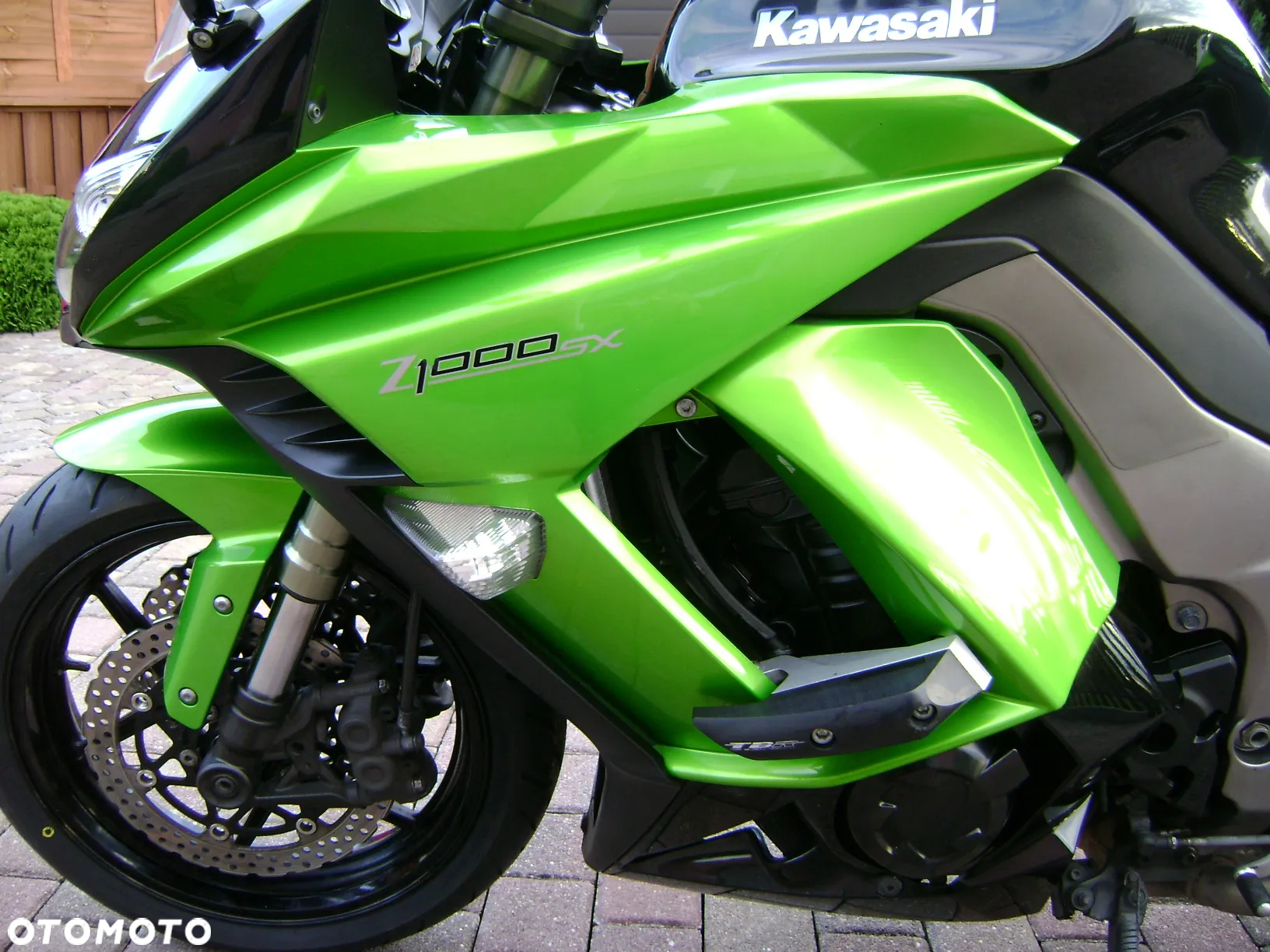 Kawasaki Z - 11