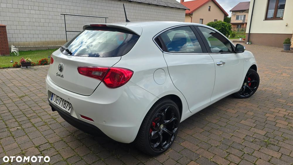 Alfa Romeo Giulietta 1.4 TB Impression - 4