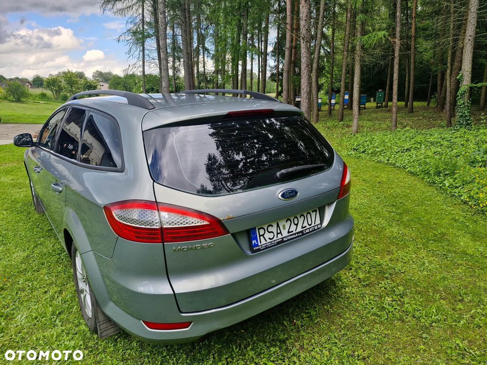 Ford Mondeo 2.0 Ambiente - 4