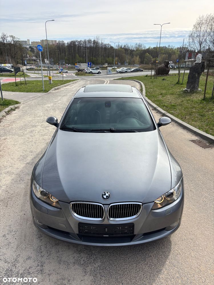 BMW Seria 3 325i - 6