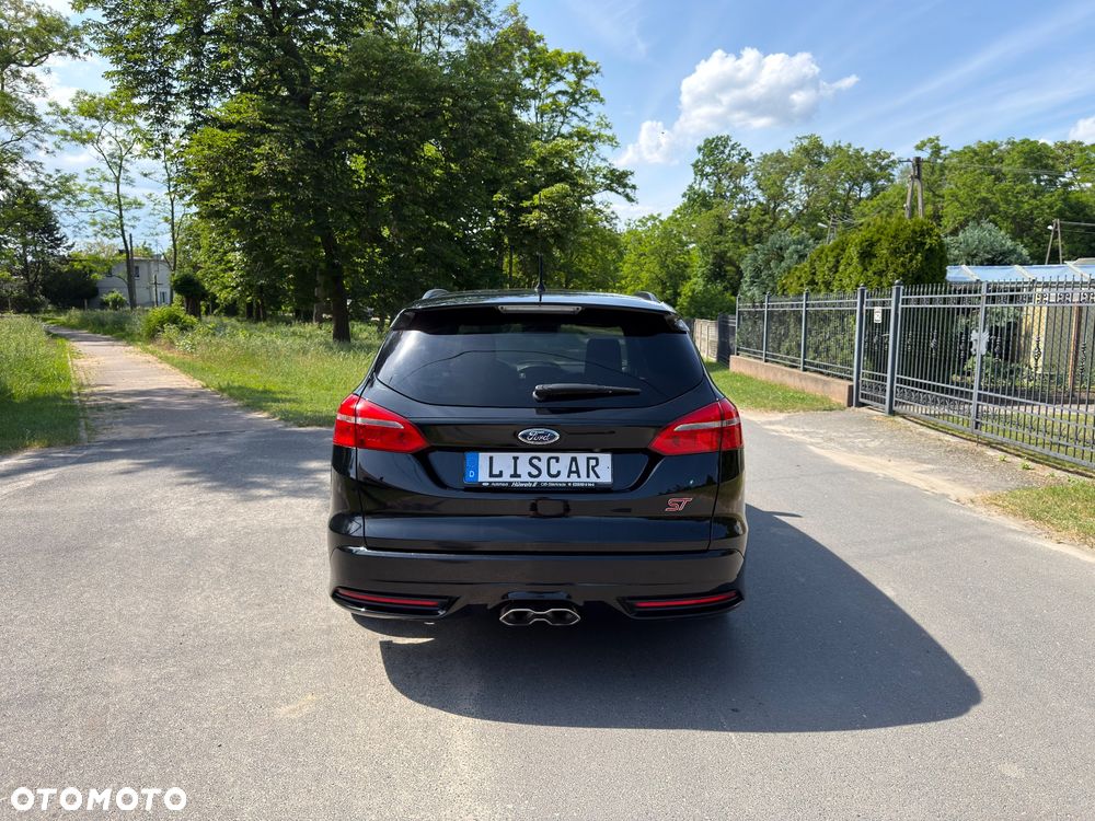 Ford Focus 2.0 TDCi ST mit Leder-Sport-Paket - 4