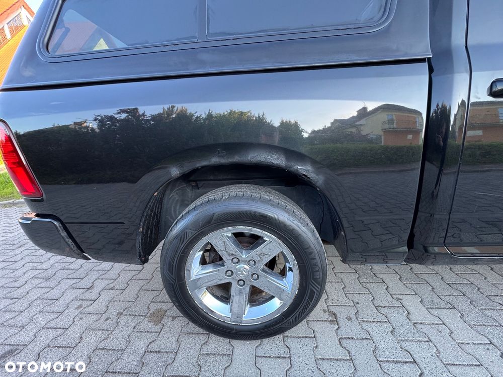 Dodge RAM 5.7 4x4 - 22