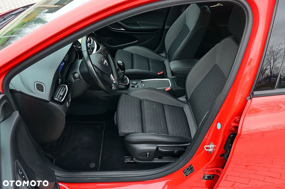 Opel Astra 1.2 Turbo Start/Stop Business Elegance - 16