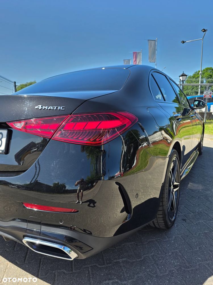 Mercedes-Benz Klasa C 200 mHEV 4-Matic AMG - 14