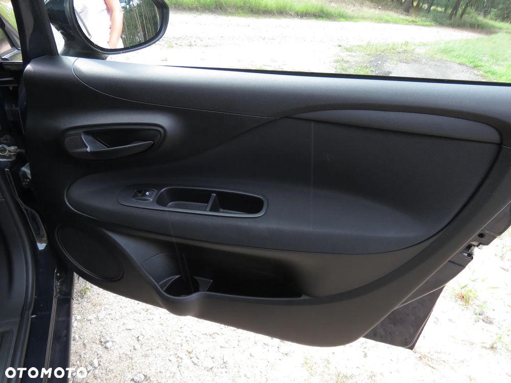 Fiat Punto 1.4 Easy S&S - 17