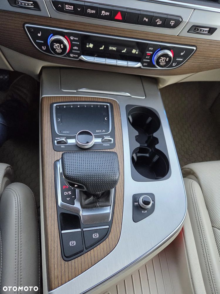 Audi Q7 3.0 TDI Quattro Tiptronic - 18