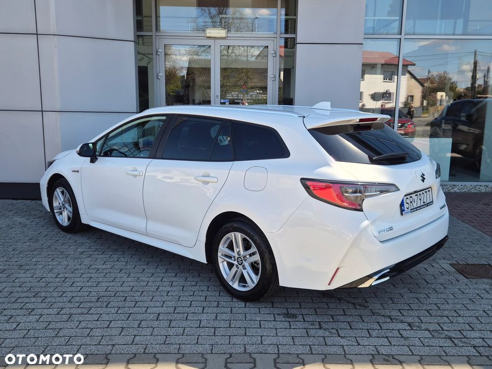 Suzuki Swace 1.8 Hybrid Premium Plus CVT - 6