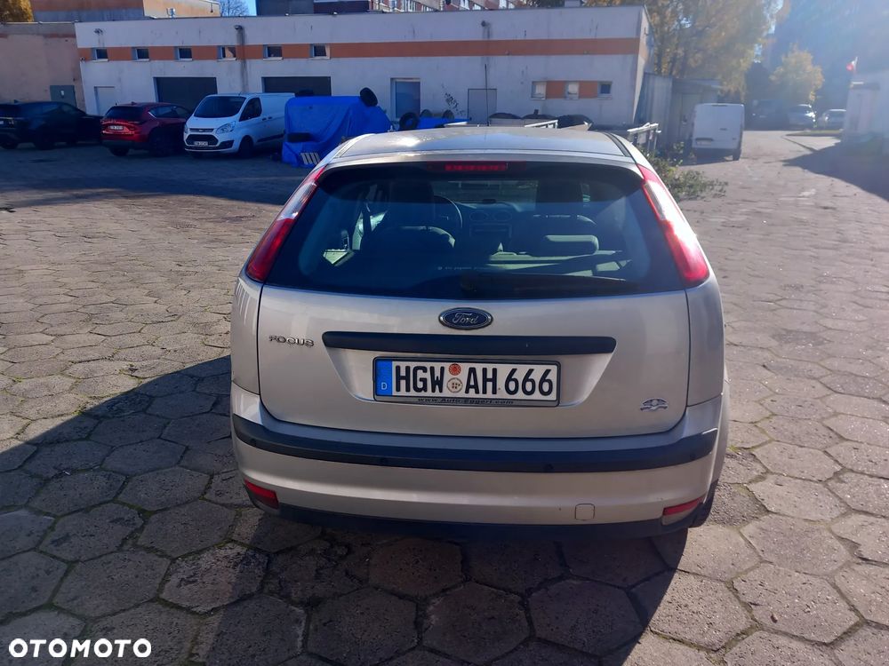 Ford Focus 1.6 Gold X - 2