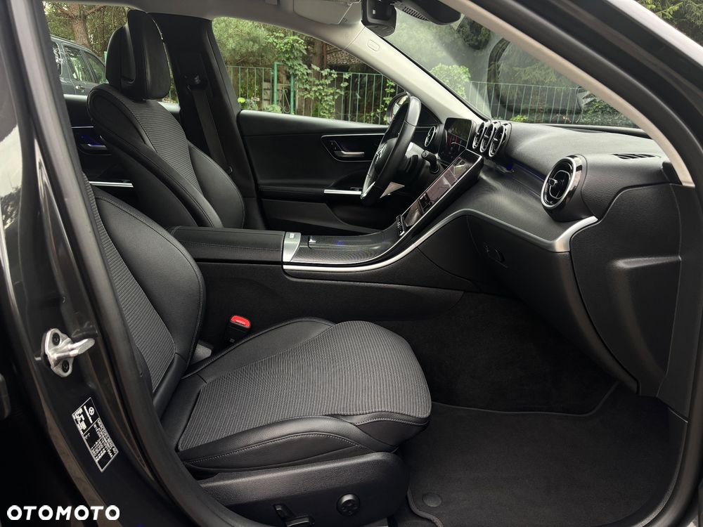 Mercedes-Benz Klasa C 220 d 9G-TRONIC Avantgarde - 23