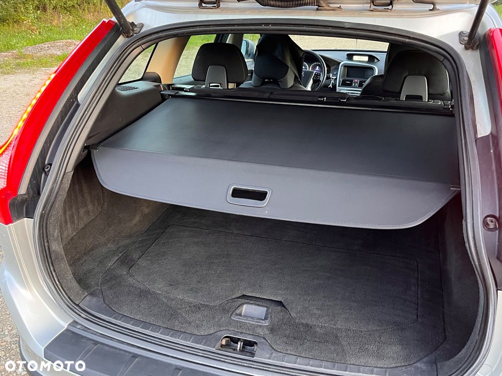 Volvo XC 60 D5 AWD Momentum - 10