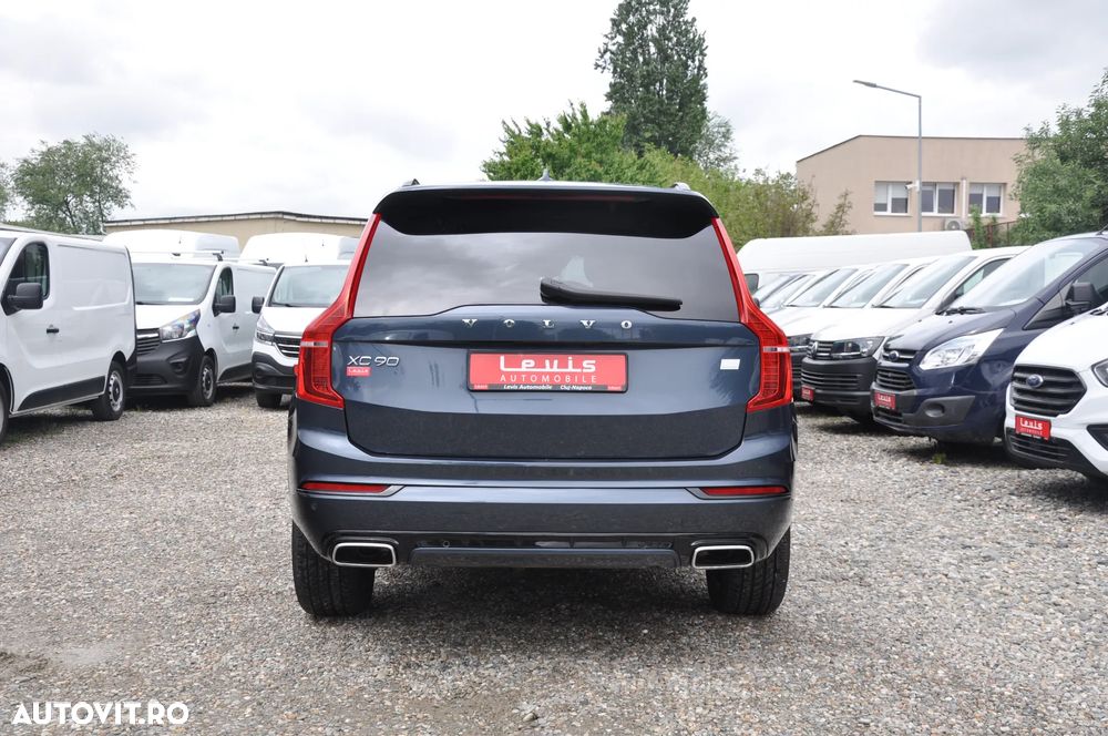 Volvo XC 90 - 5