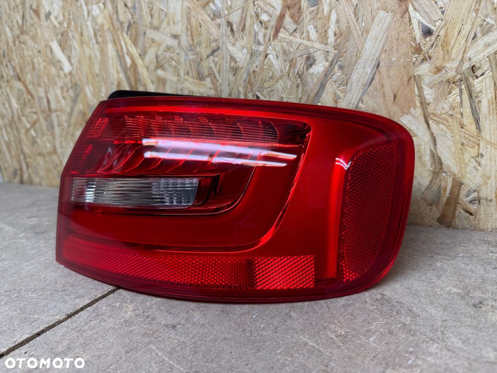 LAMPA TYŁ PRAWA LED AUDI A4 B8 SEDAN 8K5 - 9