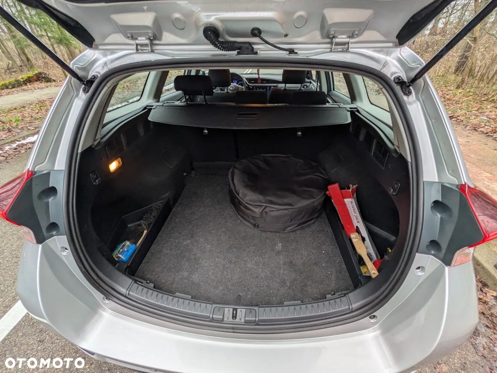 Toyota Auris 1.6 Active - 10