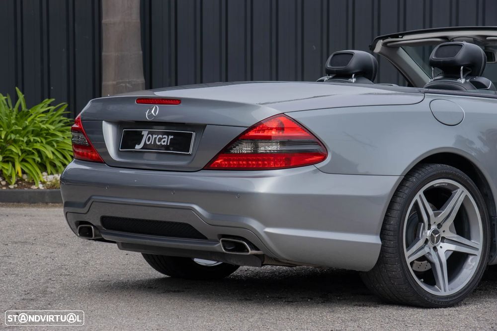 Mercedes-Benz SL 350 7G-TRONIC - 17