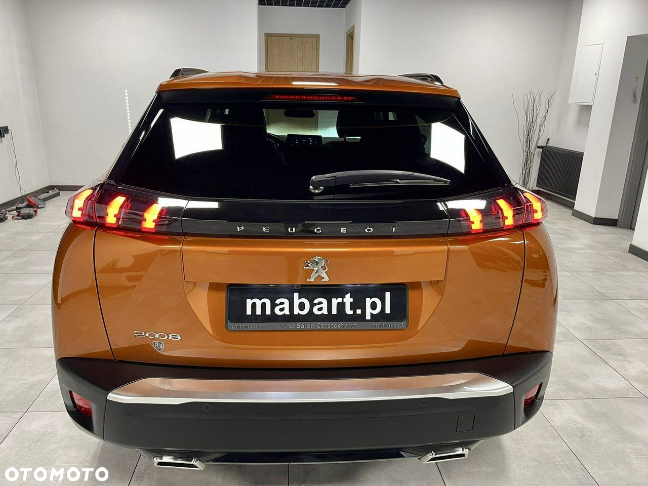 Peugeot 2008 PureTech 130 Allure - 4