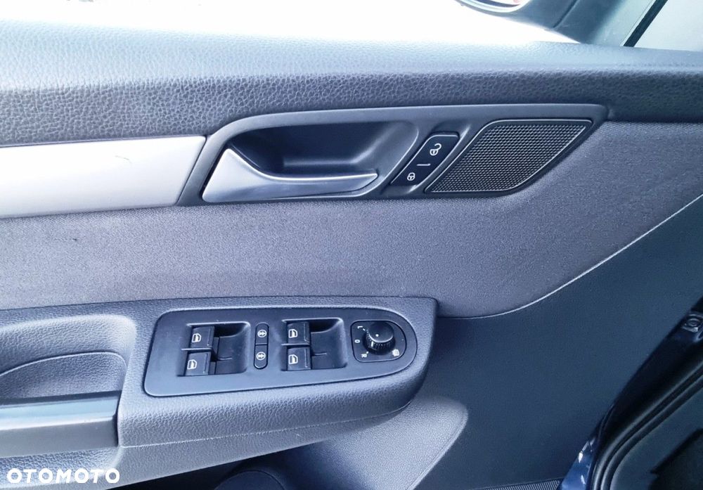 Volkswagen Sharan - 14
