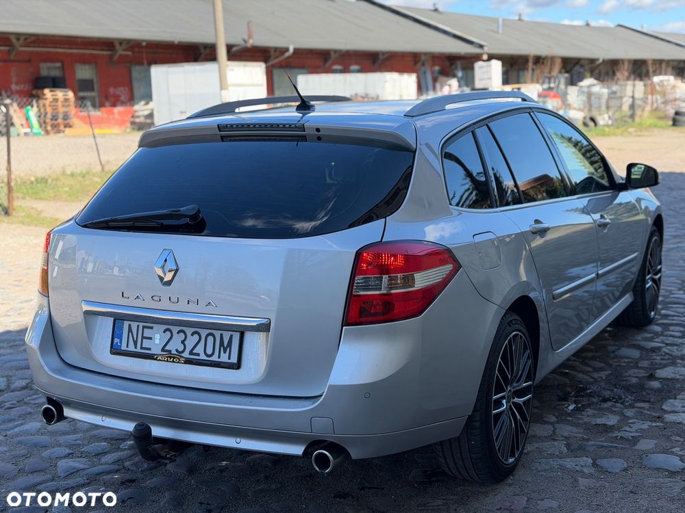 Renault Laguna dCi 150 FAP Start-Stop GT - 10