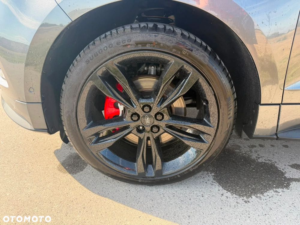 Ford Edge - 19