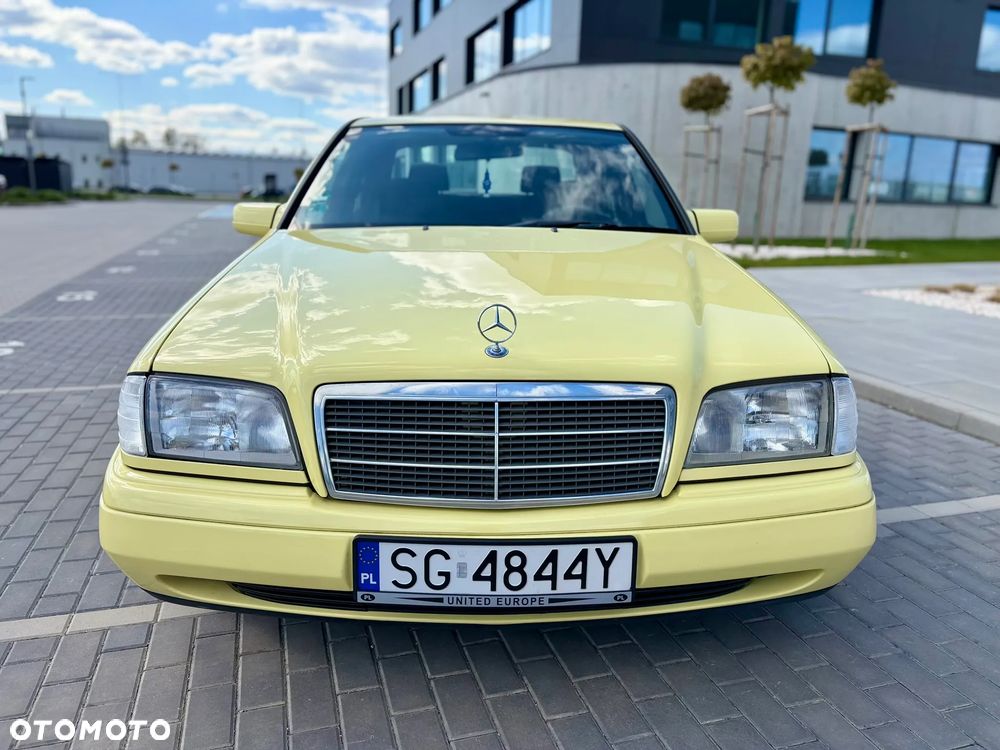 Mercedes-Benz Klasa C 180 Esprit - 11