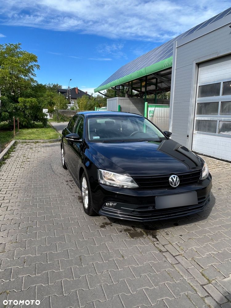Volkswagen Jetta 2.0 TDI DPF BMT Trendline - 1