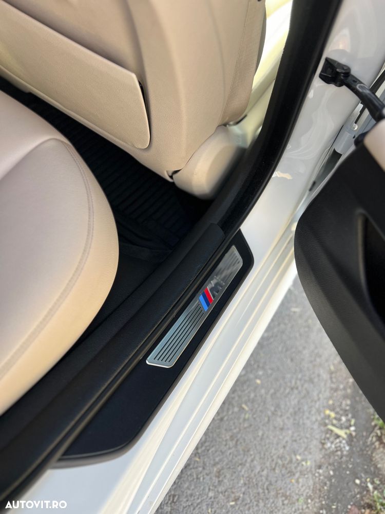BMW Seria 5 525d xDrive AT - 13