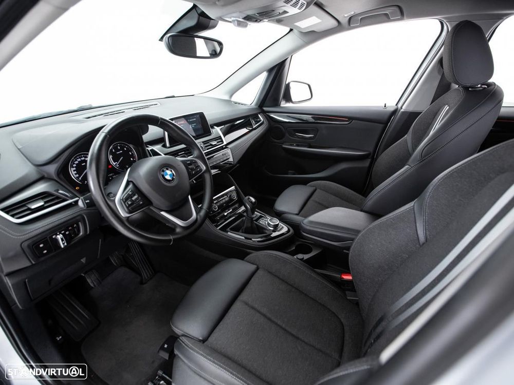 BMW 216 Active Tourer d Line Sport - 8