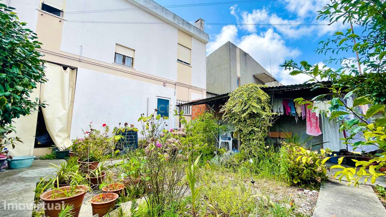 Espaçosa Moradia T3 na Marinha Grande - Grande imagem: 3/25