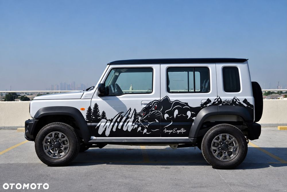 Suzuki Jimny - 12