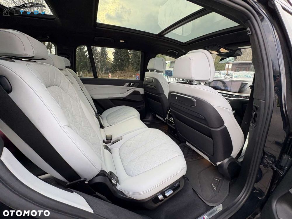 BMW X7 xDrive40i mHEV Individual Edition sport - 30
