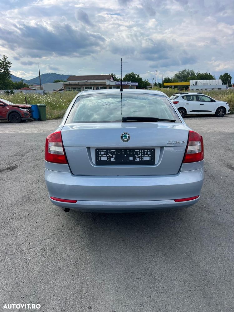 Skoda Octavia 1.4 Team Edition - 4