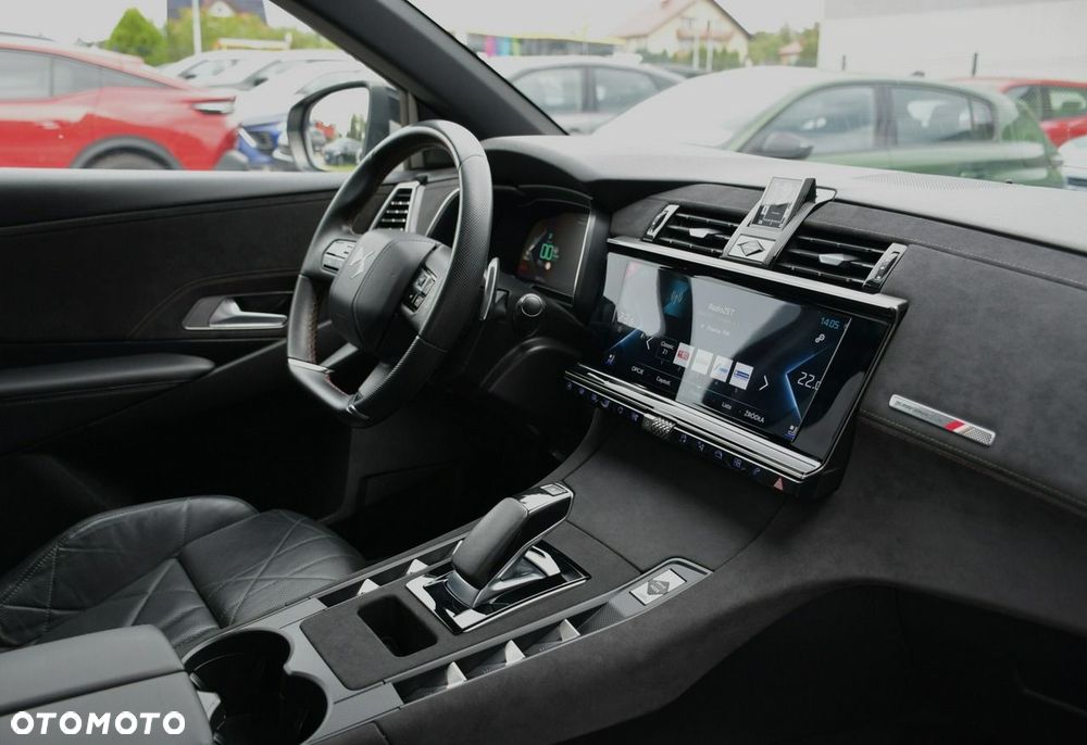 DS Automobiles DS 7 Crossback 1.6 E-Tense 4x4 Performance Line + - 24