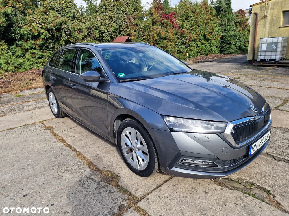 Skoda Octavia 2.0 TDI DSG Style - 3