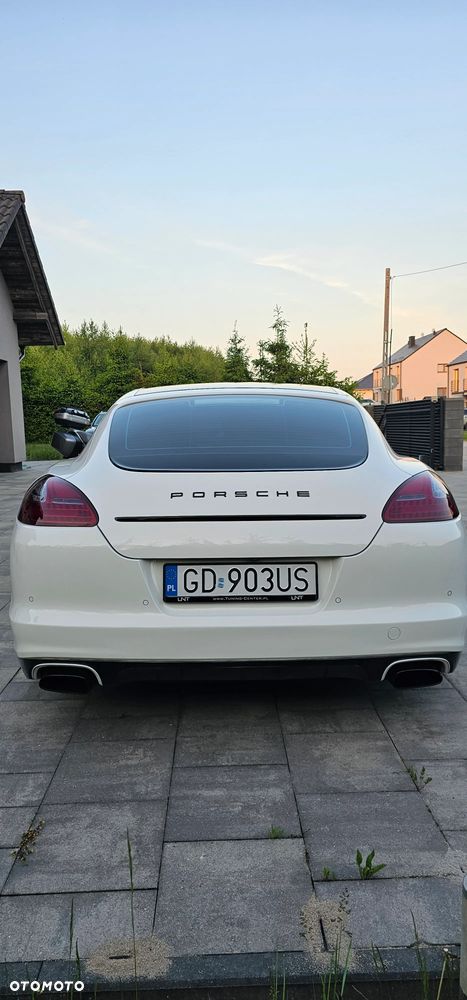 Porsche Panamera 4 - 16