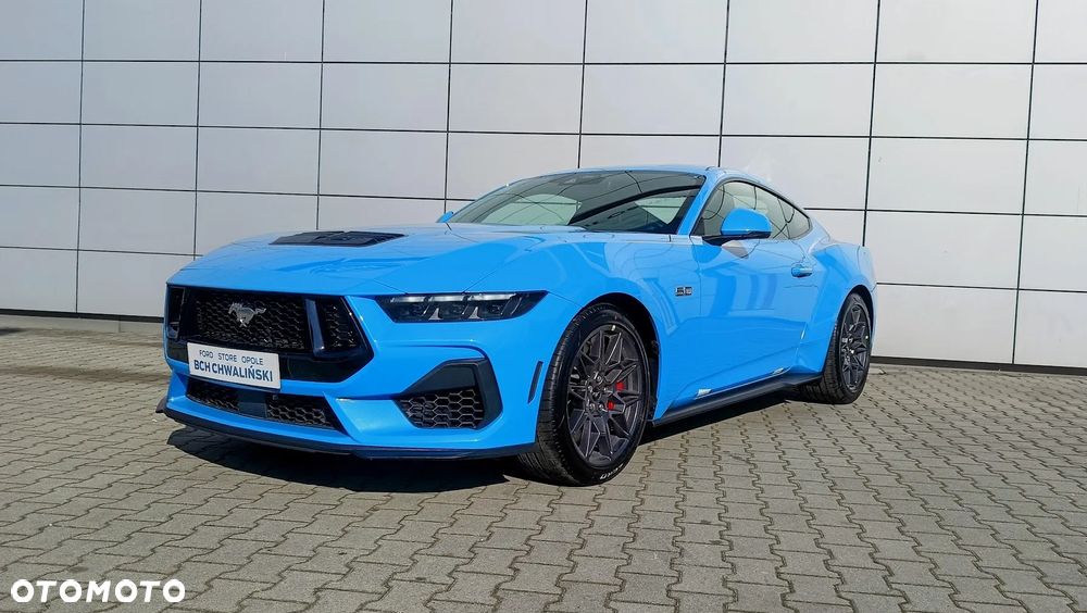 Ford Mustang - 26