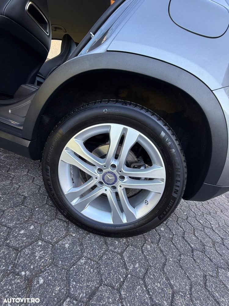 Mercedes-Benz GLA 200 7G-DCT Urban - 5
