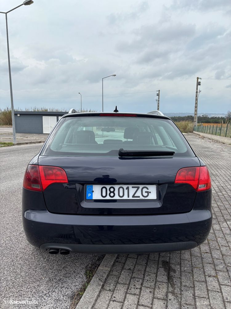 Audi A4 Avant 2.0 TDi - 4
