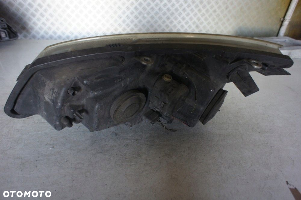 RENAULT SCENIC II LAMPA PRAWY PRZÓD XENON - 3