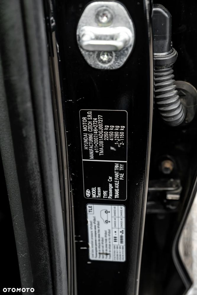 Hyundai Tucson 2.0 CRDI 4WD Automatik Premium - 19