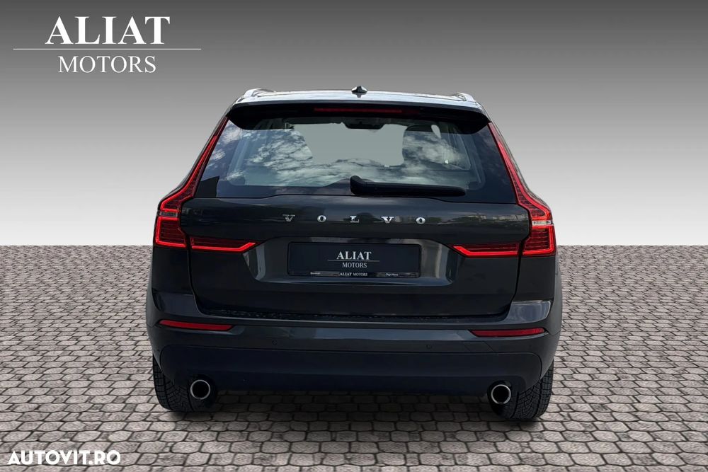 Volvo XC 60 B4 D AWD Geartronic Momentum Pro - 7