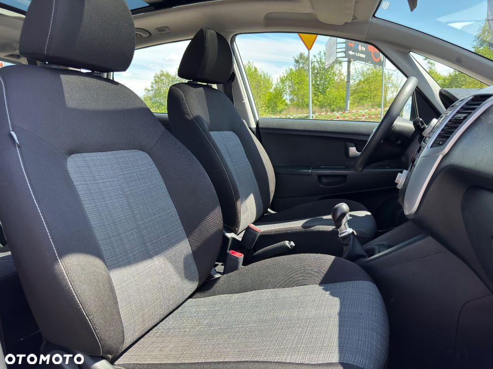 Kia Venga 1.4 M - 34