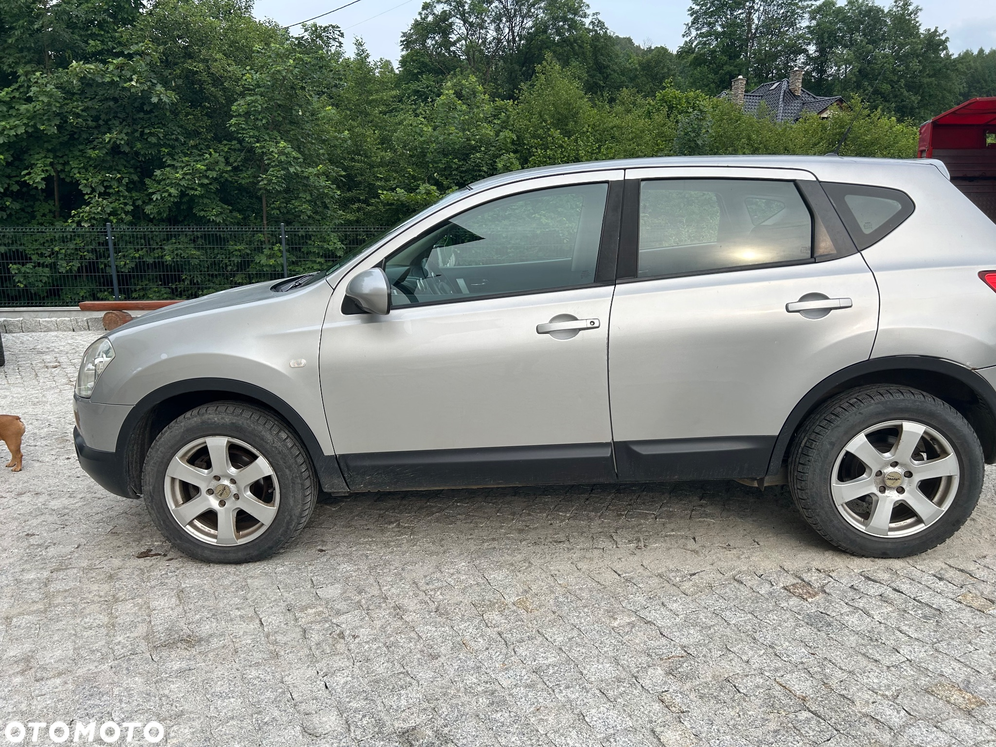 Nissan Qashqai 2.0 dCi 4x4 Tekna - 2