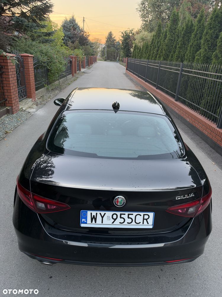 Alfa Romeo Giulia - 11