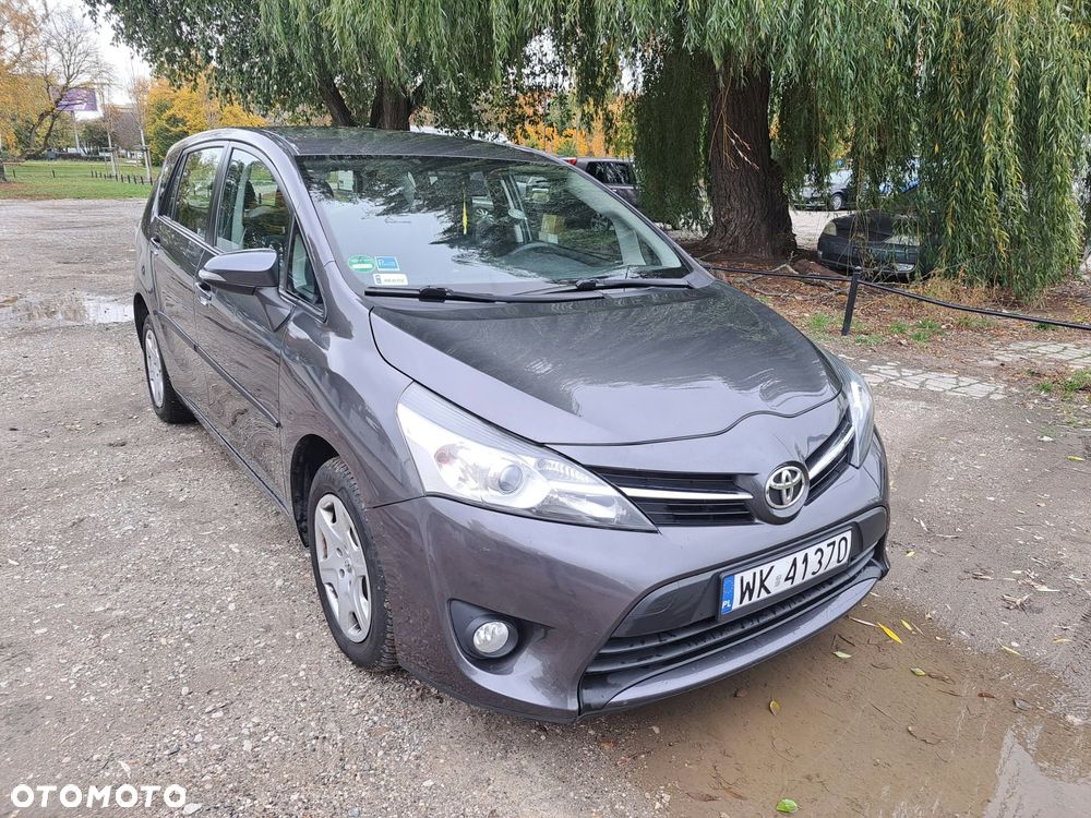 Toyota Verso 2013 photo 5