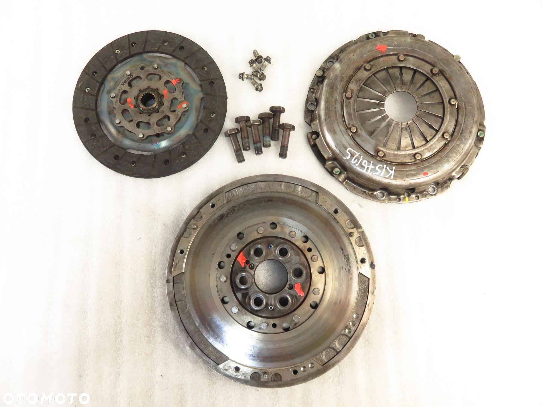 KOŁO DWUMASOWE FIAT CROMA II 1.9 D Multijet  235836034 - 1