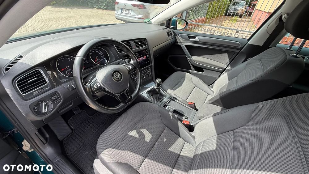Volkswagen Golf 1.6 TDI SCR Comfortline - 10
